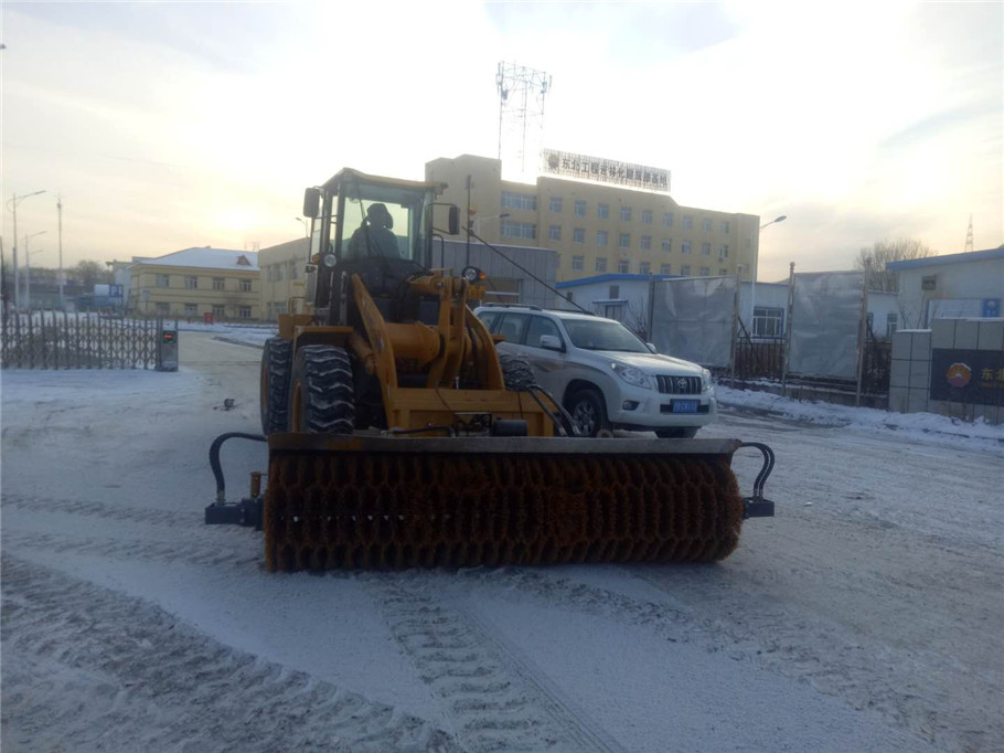 滾刷式強力掃雪機國產 滾刷式強力掃雪機國產